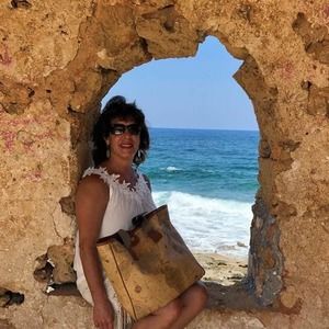 Meet your Posher, Lisa